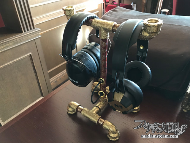 Steampunk headphone holder
