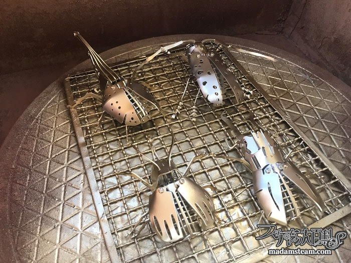 メタルキット昆虫と金属プレート実験